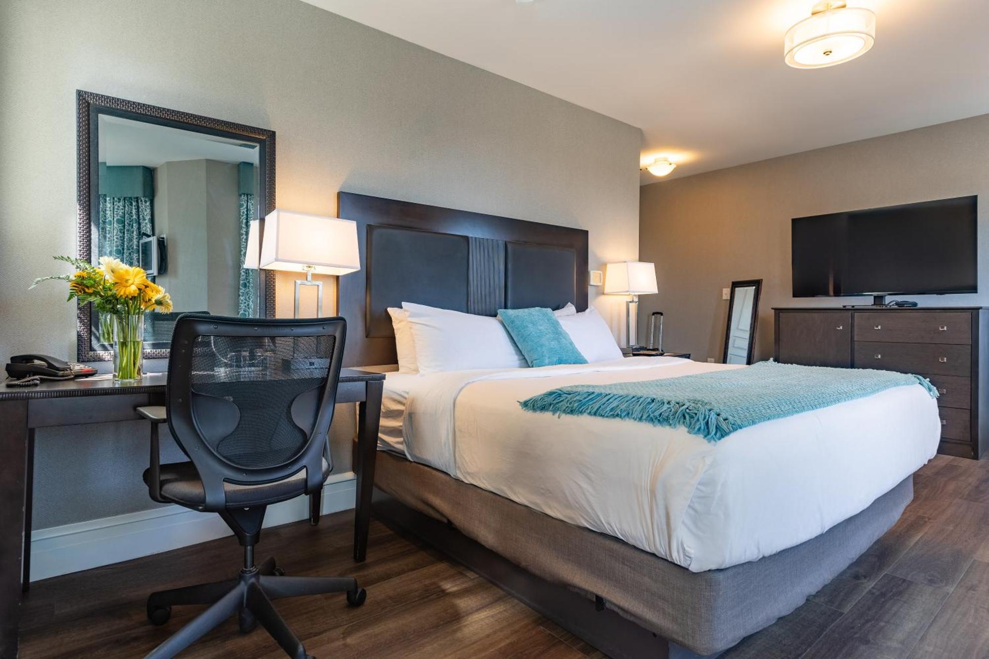 The Centennial Hotel Concord Bagian luar foto