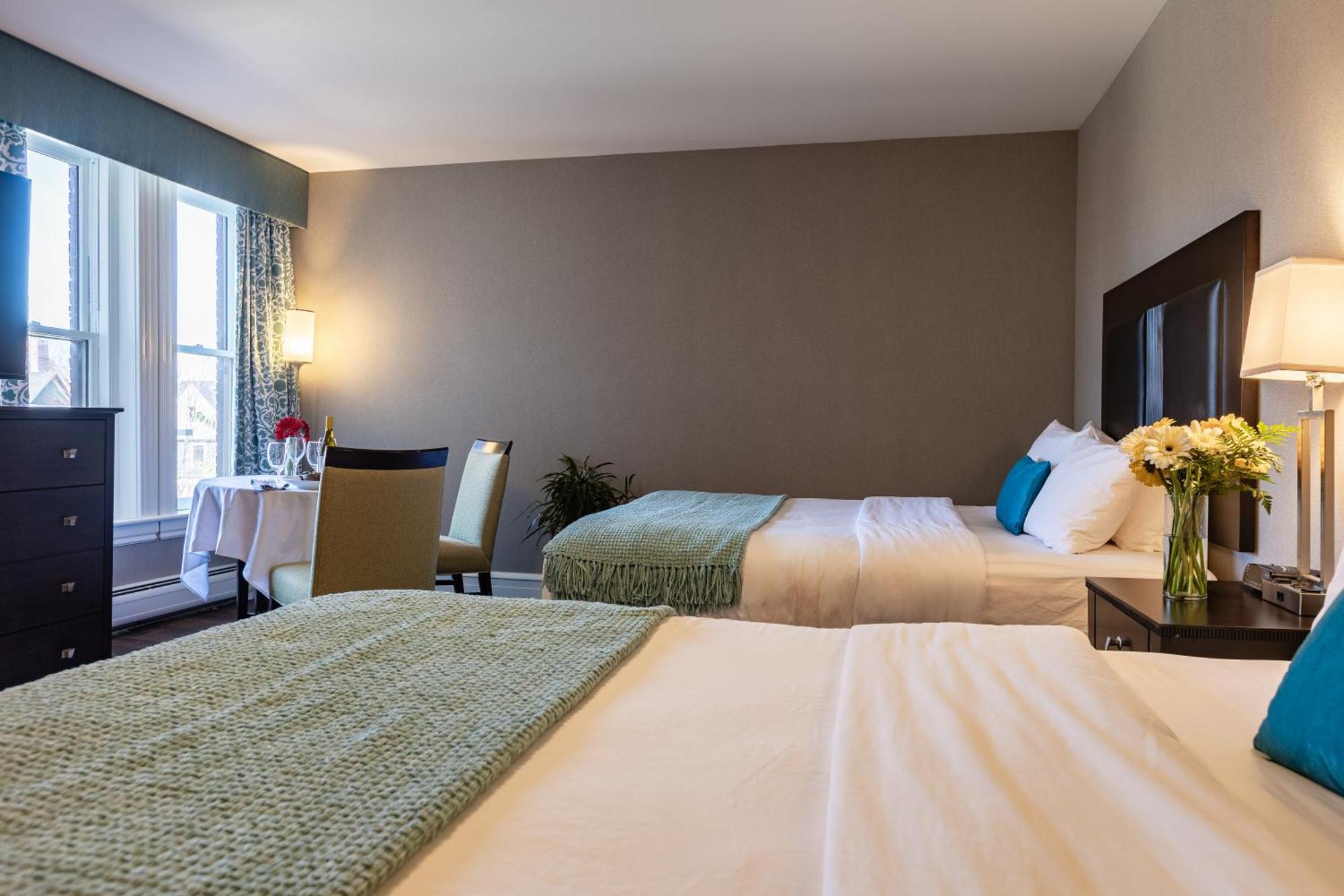 The Centennial Hotel Concord Bagian luar foto