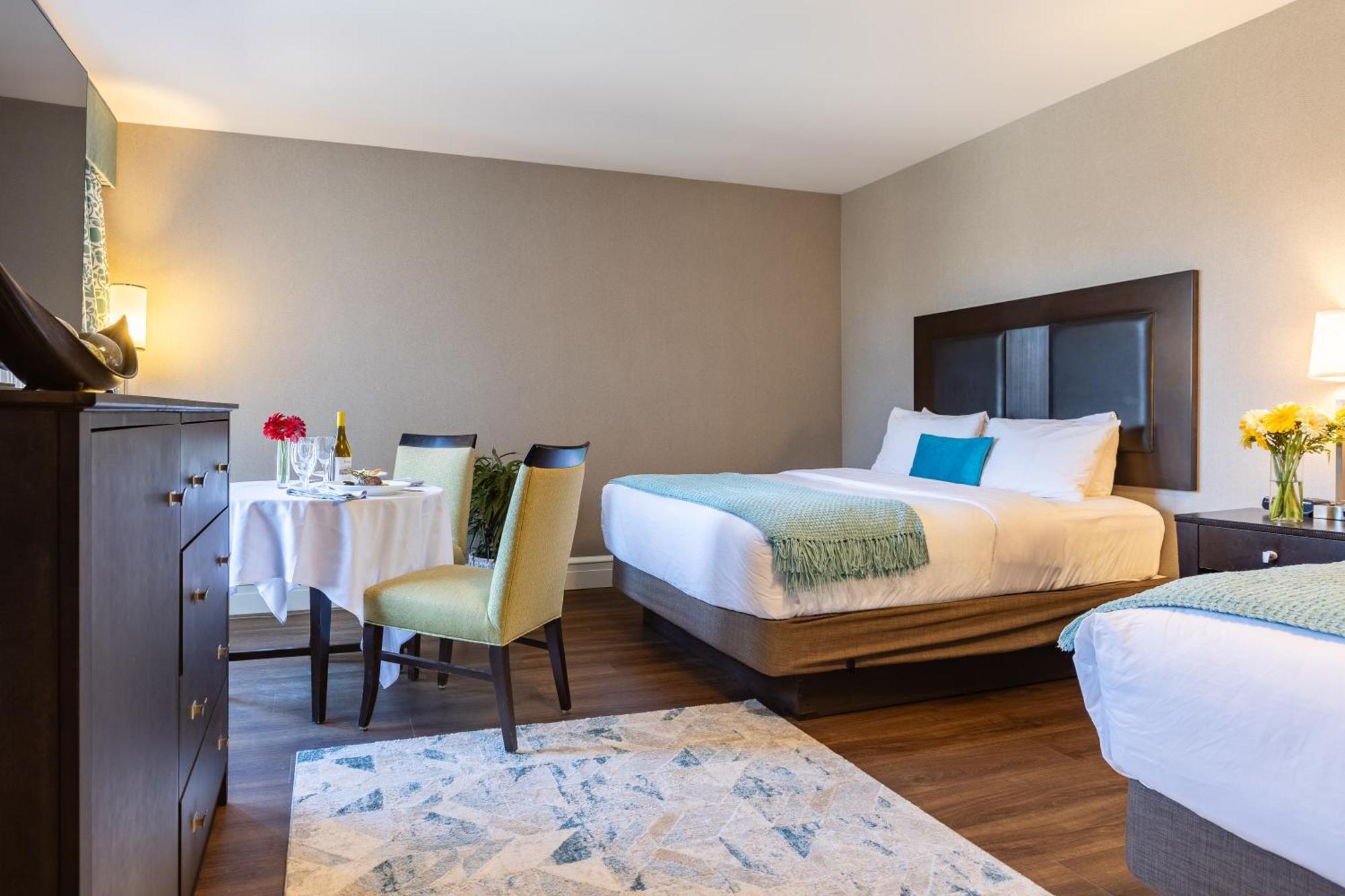 The Centennial Hotel Concord Bagian luar foto